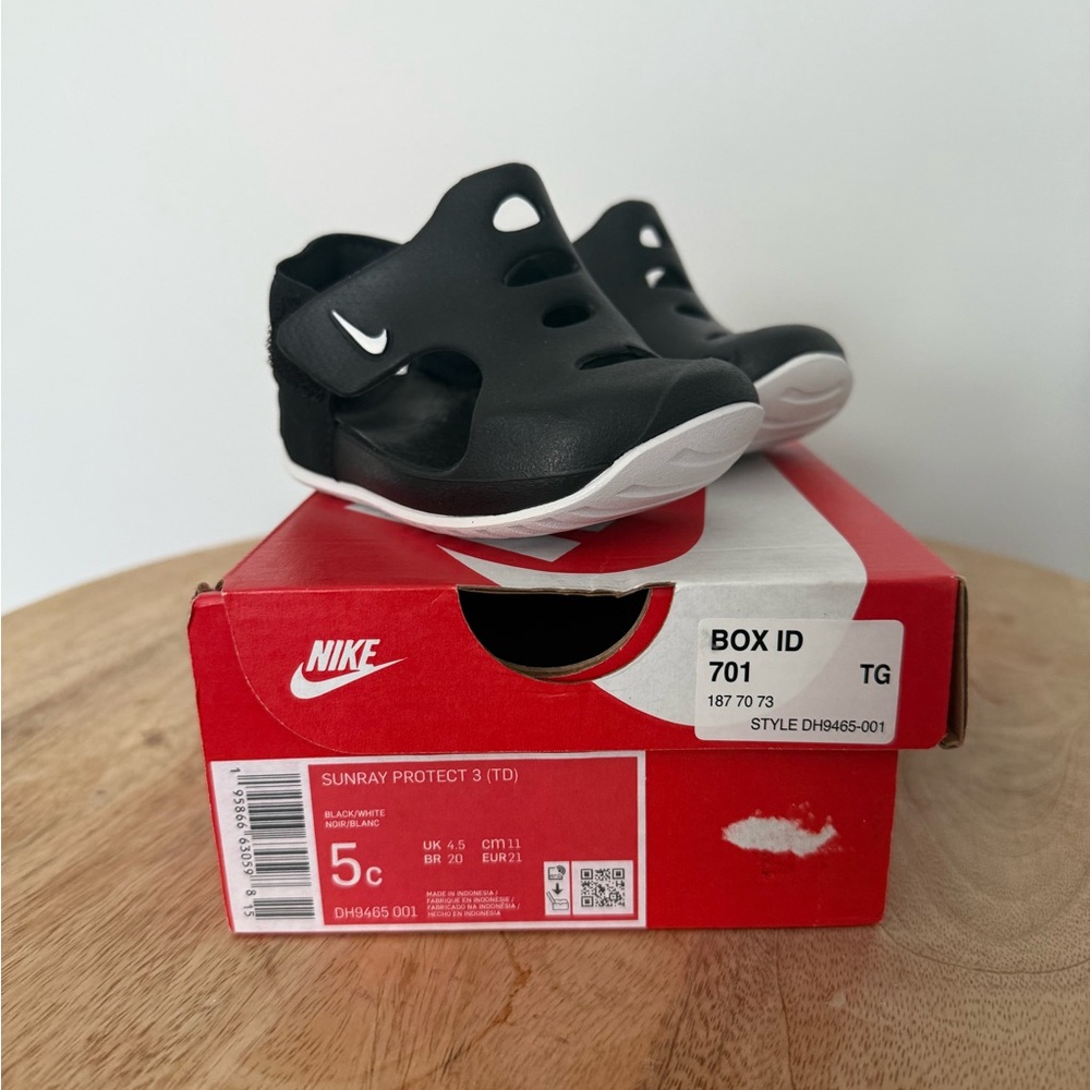 Nike Kids Black Water Shoes